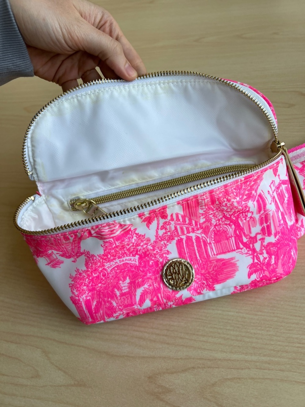 Lilly Pulitzer Torrey belt bag fanny pack pink and white gold toile print palm - Picture 9 of 12